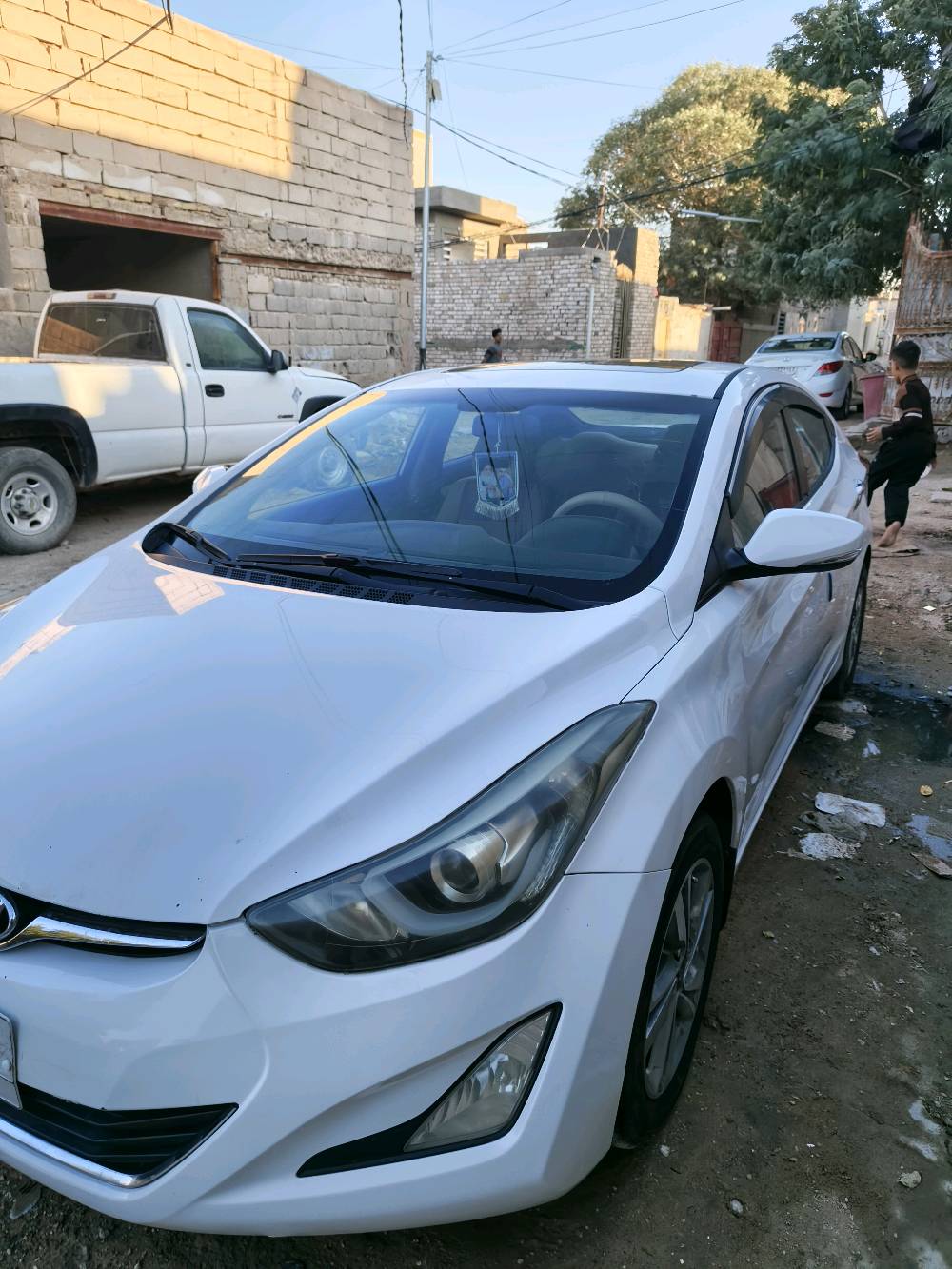 سلام عليكم
النترا 2015 
مراوس عادي

خليجي

فول مواصفات

عده بصمة

فتحه 

مري شفط 

شاشة تاب

تبريد قطعتين

تحكم ستيرن 

محرك 1800 

حساس بنيد 

حساس تاير

لايت عدسه

ويل كب

إيكو تقيل صرف

تبريد بيانو

كامره خلفية

داخل صاج

يدات نيكل داخل وخارج

اربعه دسك

السياره بيها قطعه ونص صبغ فقط الباقي كفالة بدون دواخل

السعر ١٢0مكان نجف
