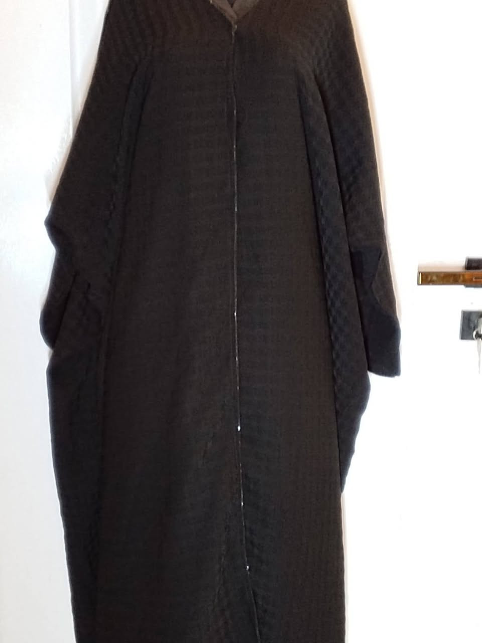 جبب باله سعر القطعه 10 قطعتين ب 15 يلبسه من وزن 50 الى وزن الى 85 سعر القطعه 10 توصيل 4الف التواصل على هذا الرقم واتساب ***********
