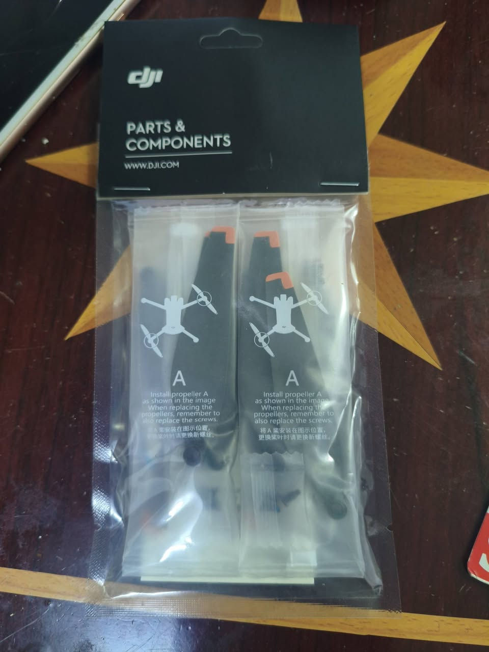 تخم ريش ديجي اي مني 3برو  جدد ليفيدنه يطي بيهن سعر ***********
