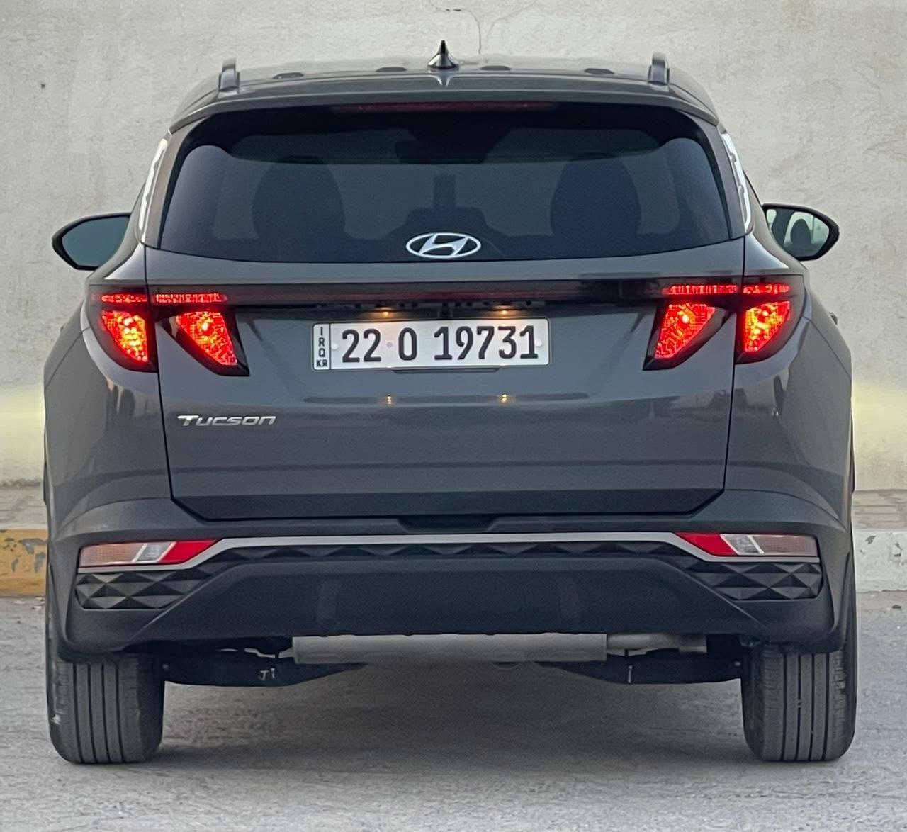 السلام عليكم
هونداي توسان 2024 لون اسمنتي فئة SEL
وارد امريكي صور الحادث مرفقة بل منشور 
بدون ايرباك كير مكينة مكفول لغد شاصي مكفول 
رقم اربيل الجديد تحويل او وكالة مضمون 

المواصفات:بصمة-ترحيب ابواب-تشغيل عن بعد

كشن كهرباء-جنطة كهرباء-رادار امامي-رادار جانبي

تحديد مسار-قيادة الية-تبريد قطعتين-مود درايف

اوتو هولد-هندبريك بصمة-كشنات تدفئة

لايت زنون-بلوجكتر زنون-شحن واير ليس

ماشية 17 الف ميل-محرك 2500 GDI 

مانع انزلاق-مانع انحدار-ويل كب

شاشة كبيرة-كامرة دوارة-فول تحكم ستيرن 

بلوتوث-AUX-منافذ USB-كاربلي

مكان السيارة بغداد الدولعي 

للتواصل والاستفسار على الارقام التالية
***********-***********
