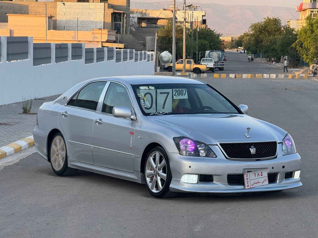 شاهینە ۱۸٤ قەپات مواسەفات بێ سڵاید   تاقانە بڕاوەی وا هەبووو گلەی بکە
بڕاوە  

۱۸٤ قەپات مواسەفات هەڵگیراو 📦

بێ بۆیاخ ✅

بێ چاڵ ✅

بێ شوخت ✅

وردە بەردیشی نیە ✅

کرانەوەشی نیە بەشەرت ✅

قەپات مواسەفات 

باسی مواسەفات مەکە فول فولە  

کوشەنەکانیشی تێک چونی نیە لۆک لۆک جلدی و هیتەر بێ سڵاید

تاقانە ئیتر باسی هیچ مەکە ✅

ئاوێنە نەبوو مەسرەفی ڕێگاکەت ئەدەمەوە ✅

بەس ساڵۆنساکانی بای 4  گەڵایە

٤ تایەو ویلی دینگە ستیل لۆک لۆک ✅

هڵگیراوە سەیارەکە 📦

لەگەراج خەوتوو😴🥱

سعری  سەیارەکە 

57 گەڵا و کەمێک مەجال 

***********

ئەدمینی دڵ ❤️
