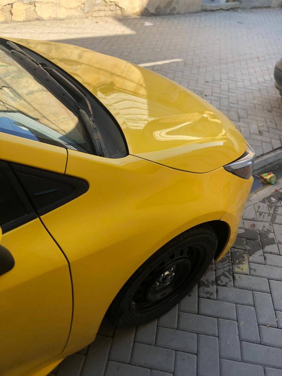 السلام عليكم كورلا موديل 2023 للبيع او مراوس هايبرد امريكي على وضع شركه السياره بأسمي 
السعر 147 
***********
