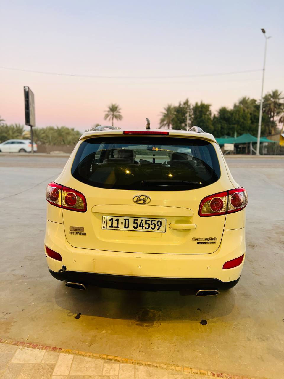 السلام عليكم سنتافي 2012
خليجي  6سلندر. 
7. راكب
نصف فول 
3قطع تبريد 
رقم بغداد دولي بأسمي 
سياره كفاله عامه من كلشي 
السعر. 173 وبيه مجال. حك الجيه 
العنوان.  بابل 
***********
