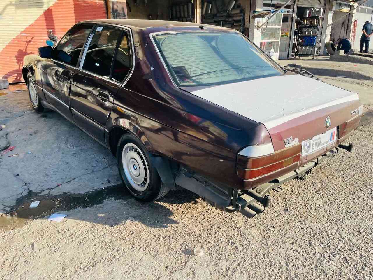 جۆری  سەیارە bmw     گێڕو مەکینەی  بەشەرت   دەعامیەکەی  بۆ جوانی  لێکراوەتەوە    ئاڕم  پلاستیک بەشەرت     بێتەوڕەقە   بێمەسرەف       سعری  18 گەلاو معامەلەی کەم     ***********     *********** ڤایبەرو وەتس ئەپ لەسەر کۆڕەکە السليمانية, العراق

