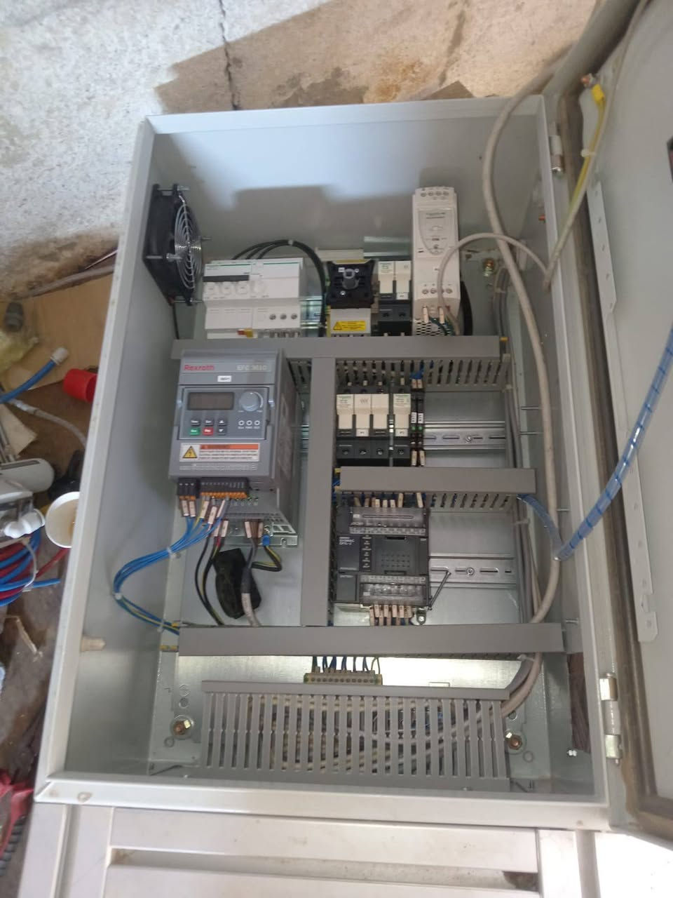 سلام عليكم ورحمة الله وبركاته 
يوجد الدينا من المواد Ex  
 ضد الانفجار ضد الحريق 
مال محطات الوقود 
مصافي نفط اختصاص 
بوش بتم بوردات بلوجكترات 
الاستفسار ***********-***********
خدمه توصيل جميع محافظات العراق 
العنوان بغداد الشورجه عكد النصاره خالف جامع ابو تمن
