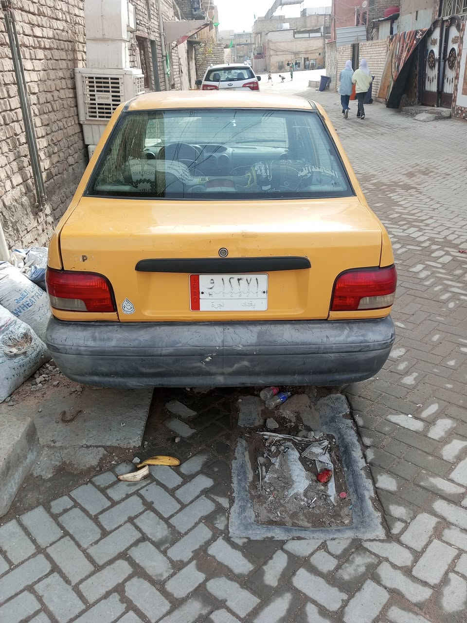 السلام عليكم
سايبا للبيع 2014

گير ومحرك نظيفات 

بيها خياسات من جوه شاصي واحد معمر 

صدر تعبان سنويه باسمي 

سعر 23 وبيها مجال
بغداد مدينة الصدر ***********
