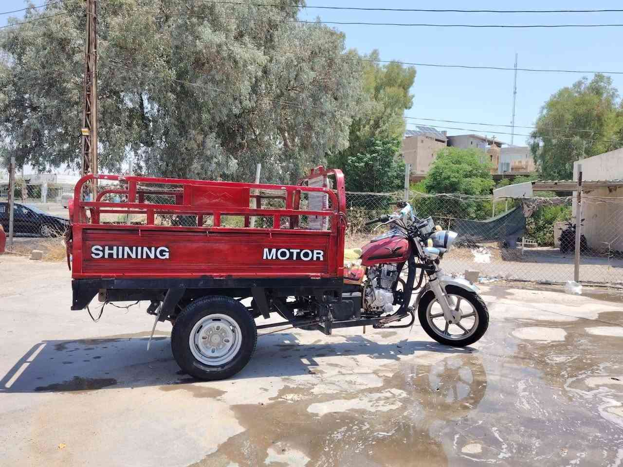 ستوتە لبیع مودیل 15 بس میکنە 21 اوراق منفیس کامل هوو وکمرك بس عیب اکسل ماله یذب دهن قلیل هذە عیبه بس سعرە 900 وبي مجال مکاني دیالی خانقين قرب قاعه امام علي رقم موبایل ***********
