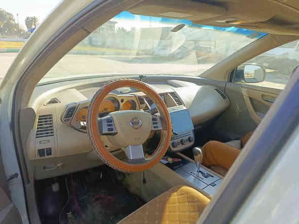 السلام عليكم
نيسان مارونو٢٠٠٧خليجي
فول مواصفات ١/١
بدون صبغ 
محرك ٦سلندر كيراوتو
تبريد صدرتخم تاير كلها تمام
الشراي يتصل***********
السعر٧٥ مكانهابغداد
