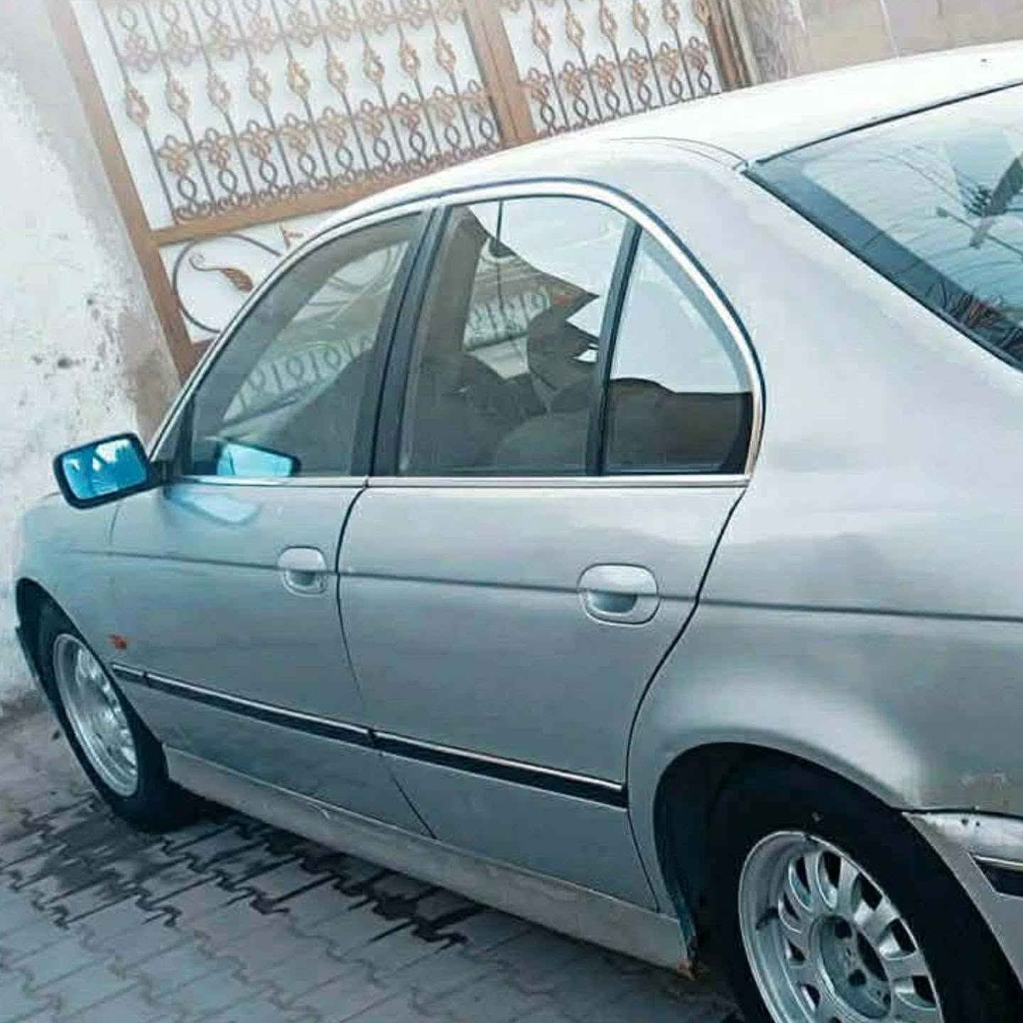 السلام عليكم بي ام صقر مديل 2000 28 تك فانوس مكينه كير كفاله هاي صور السيارة سابقن هسه السيارة بل سمكره او صبغ يم استيشن كارت معروفين بل بصره كلهه شغلهه ايخبل السيارة ما بيهه ضربه بس الي بل بك لايت الباقي كلهه كفاله البنيد طار او كسر الجامه او حالين السياره بل سمكره او صارت بعد احلى السياره فول مواصفات للاخير عوزهه اشويه ترتيبات وره الصبغ او اصير سياره اتخبل وينهم الجنايه السنويه ضاعت او ابو السنويه يريد 6 ورقات او يسويهه الي ايطيحن من سعرهه مكان السياره البصره الحيانيه تجي او اسولف الك أكثر رقم السياره انكليزي لل 28 السنويه السياره يسوي الك وكاله بيهه او انا اكبالك ابكل الرسميات مالتهه رقم الهاتف *********** الي يحب يتصل او افهمه اكثر السعر 70 او بي مجال للطيبين
