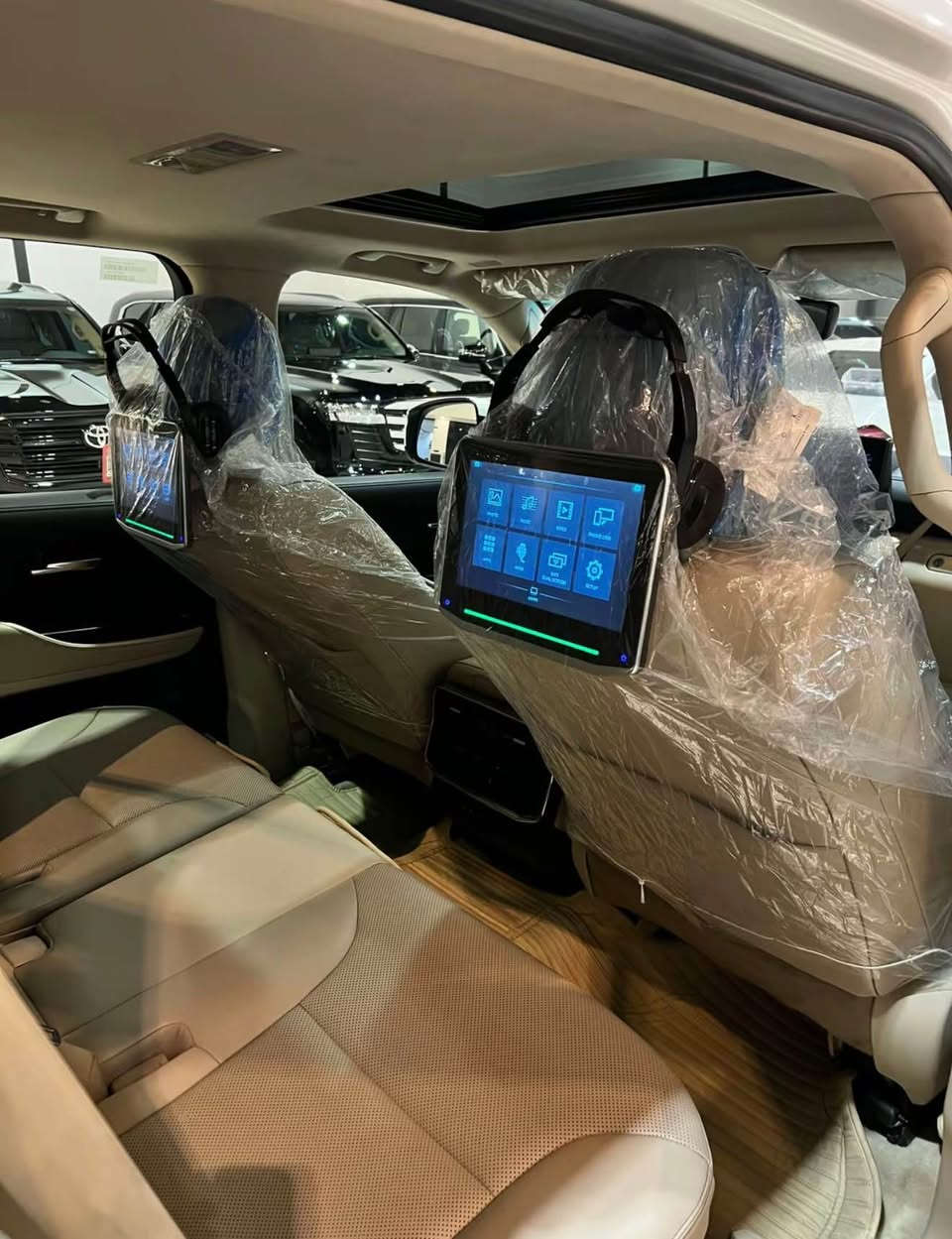 Land cruiser 2023 gxr
٣ شاشە بلادي شةريكه ساس بێ تۆڕبۆ
دەعامی لۆ دەعامی بە شەرت 
سعر 638$ ورقة
*********** 📞 أربيل, العراق
