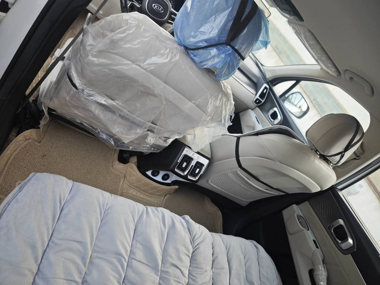 سورنتو 2021 فوول عده البنرامه
بيه بارد شي بسيط بل الباب
ماشيه 71 كيلو 
محرك 6سلندر / 7 راكب 
رقم بغداد الجديد
مواصفات 
بصمه تشغيل 
بصمه ابواب
تشغيل عن بعد 
كشن كهرباء
جنطه كهرباء 
حساسات أمامي خلفي 
شاشه كبيره تدعم 
اشاير امرايه 
مرايه شفط 

وبعد بيه هواي مواصفات 
السعر 270 وبيه مجال


**إذا كنت صاحب هذا الإعلان وتريد حذفه لأي سبب، رجاءا أرسل رسالة إلى الدعم الفني**