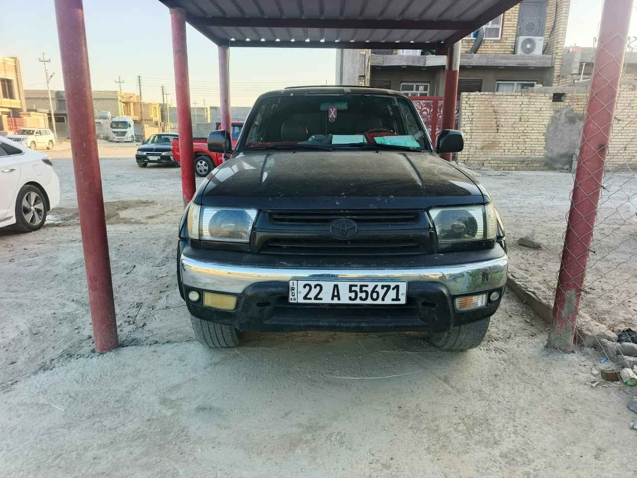 للبيع تيوتا فور رنر موديل 2000لون اسود كير محرك مكفول حجم 3400 تبريد شغال مكان فلوجه سعر 80وبيه مجال ***********/***********
