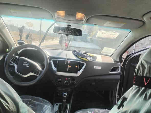 السلام عليكم اكسنت امريكي موديل ١٩
بدون دواخل فقط جاملغ ع بارد
ماشيه ٧٢ ميل
السعر ١٢٠ ***********
