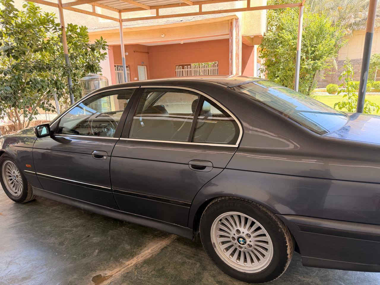 السعر 75 وبيها مجال
السلام عليكم بي ام صقر مديل 97 السياره فول مواصفات تخم تاير مكينه كير خير من الله صدر خلفي امامي جديد تبريد مجمده لا ضربه ولا طخه مكانات صبغ بدون اي معجون السياره حيل حلوه ماشالله ما متعوبه مال بيت ***********
