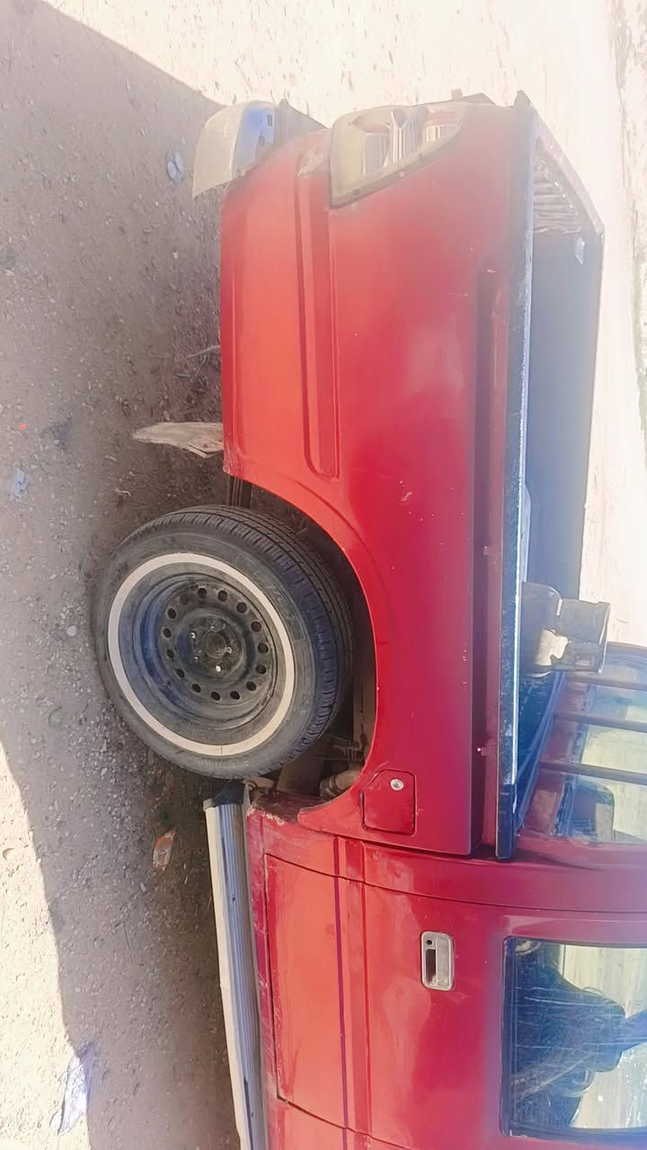 كنوه للبيع مكينه جديده كير جديد سياره جاهزه ترايك وين متريد سعر15ورقه مكان النجف للاستفسار ***********
