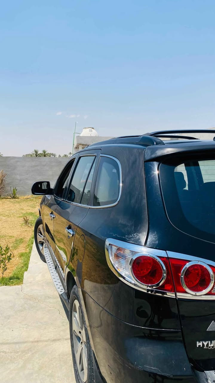 السلام عليكم للبيع او مراوس سنتافي ٢٠٠٨ ٦ سلندر ٢٧٠٠ فوول مواصفات عدا البصمه ضررها جاملغ
خلفي
اشاير بالمري مري شفط
بنوراما
كرسي كهربائي
٥ ويل كروم
كاميرا خلفيه مع شاسه
كرسي كهربائي
الشراي يتصل ويدلل
***********
*********** Singapore
