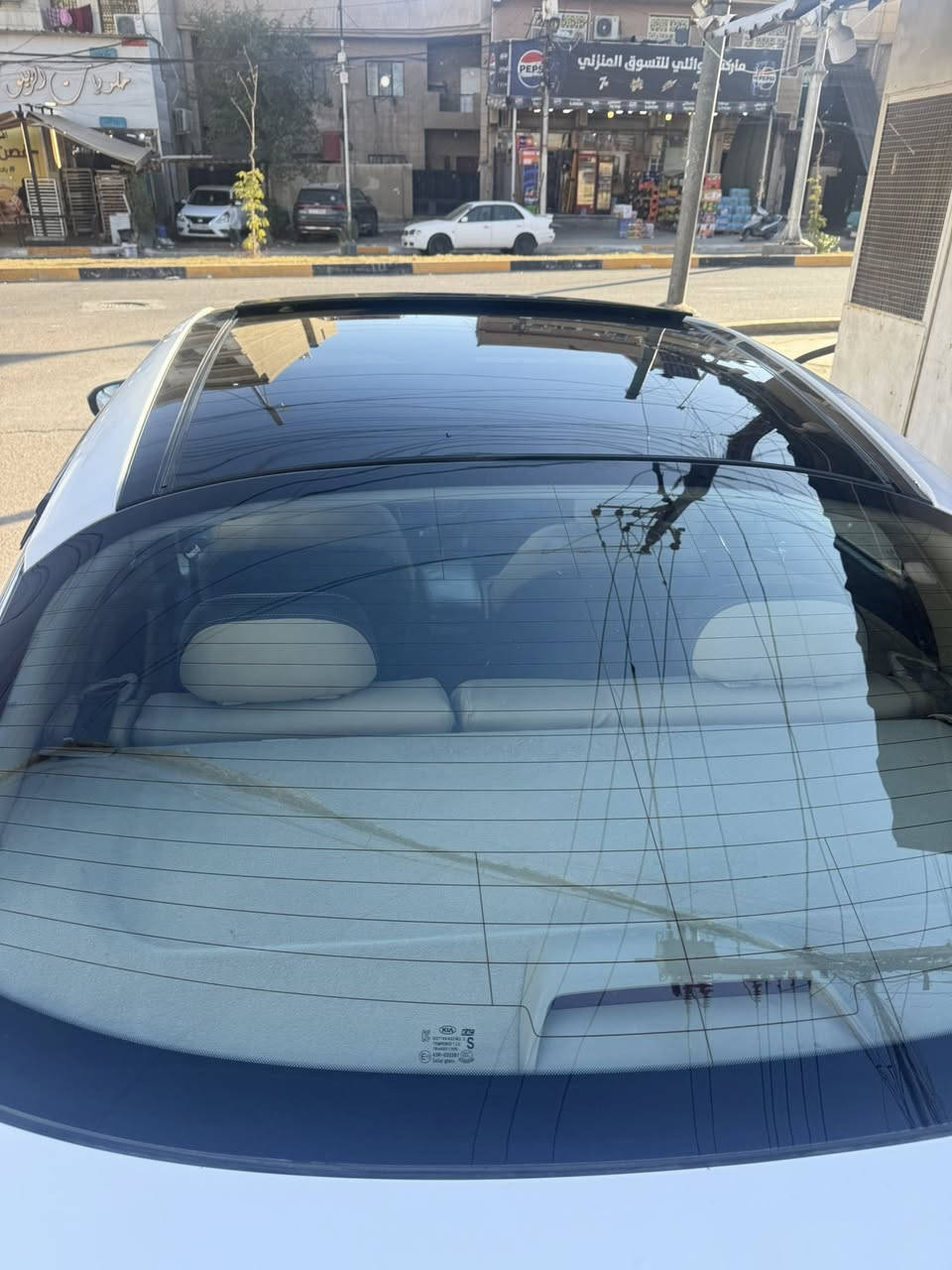 سلام عليكم كيا اوبتمه موديل ١٢ خليجي بدون صبغ بس بارد بيه مكينه مفتوحه تجفيت درجه اولاه سياره جاهزه من كلشي فول موصفات رقم بغداد السعر ١٢٢ ورقه بغداد القاهره   ***********
