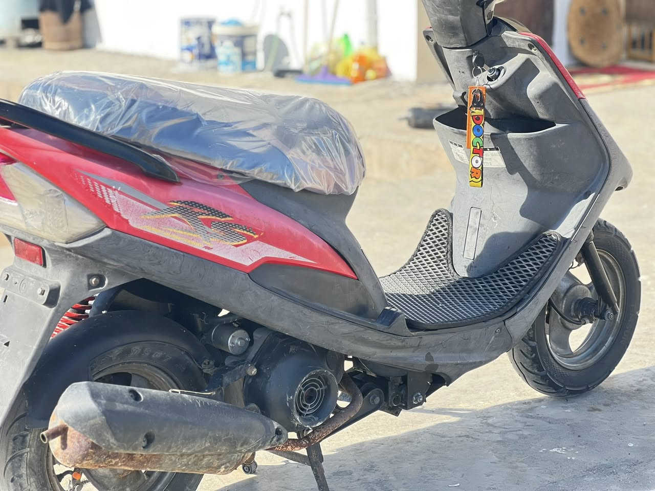 السلام عليكم ماكس عدله شغاله نكره سلف وهندر دراجه  محلهه فولل احلا من صور كلهه بلاديه مال رمبه مكينه خرسهه مكفولهه من كلشيي كهربائيات كله شغاله سعره750 مكاني بغداد تقاطع النهروان رقمي.   ‭0788 655 7938
