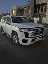 لاندكروزر موديل 2022 شركات مواصفات عاديه مغلفه PPF ماشيه ٥٢ الف كيلو ا...