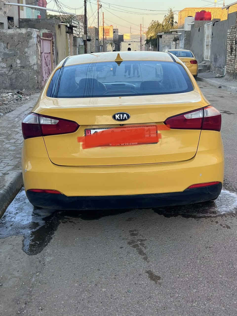 السلام عليكم سيراتو موديل 2016
محرك 1800
وارد امريكي حادث جاملغ امامي وخفيف كلش ما عابر
رقمها قادسيه تحويل مباشر سنويه 
منضومه غاز بيها
غاز وبانزين تشتغل السياره 
سياره نضيفه ماشيه ١٨٠الف
السعر ١١٠وبيها مجال للجيه
***********
