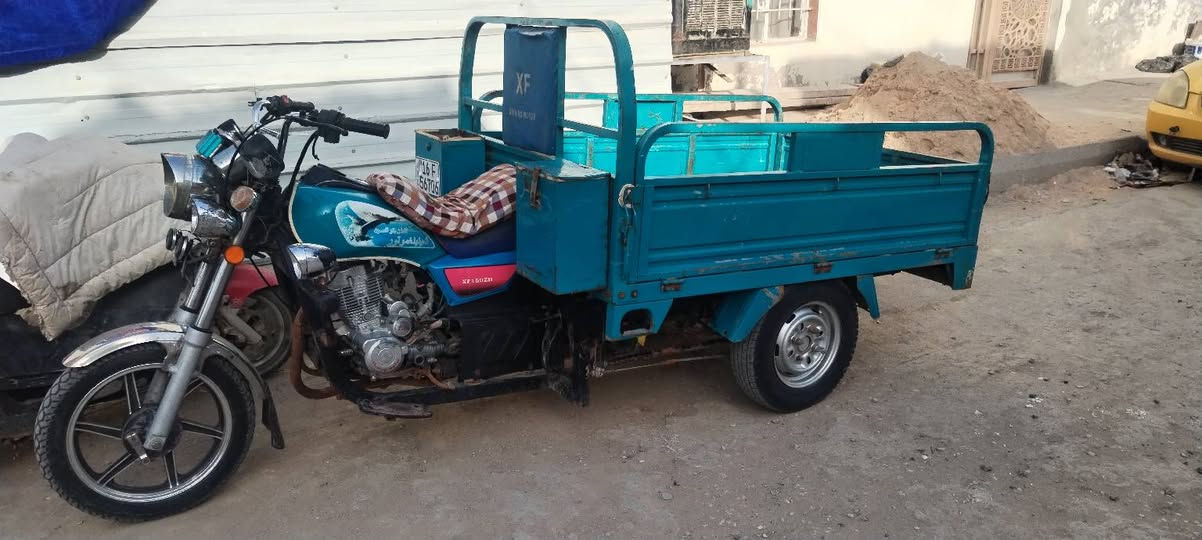 اسلام عليكم ستوته للبيع موديل ٢١ رقم انكليزي *********** اسعر ٢١٠٠ وبيها مجال
