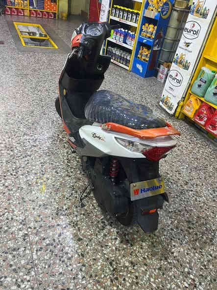 سلام عليكم 
هاوجي موديل ٢٠١٨ للبيع 
دراجة نضيفه ومرتبة لايت ثلجي دراجة نظافتها بصورة وبالواقع احلى بعدد 
سعر ٨٥٠ وبيها مجال بدون أوراق/عنوان رمادي /
هاتف ***********
واتساب او اتصال /مكلف بالنشر المو شراي لا يتصل رجاءاً
