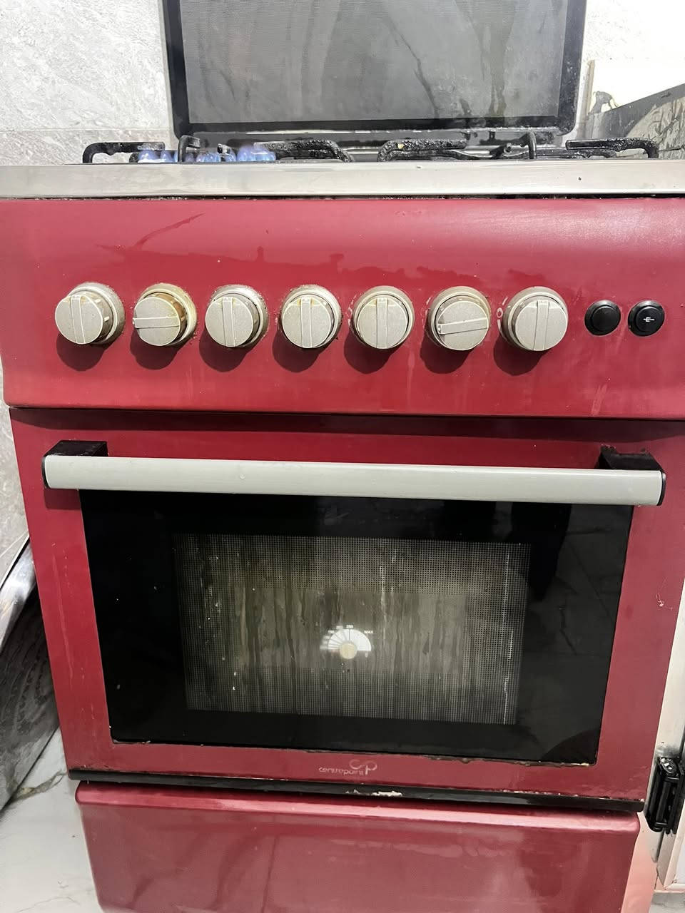 طباخ للبيع.  شغال مابي اي شي الفرن يشتغل فوك وجوة  السعر ١٠٠ وبي مجال


**إذا كنت صاحب هذا الإعلان وتريد حذفه لأي سبب، رجاءا أرسل رسالة إلى الدعم الفني**