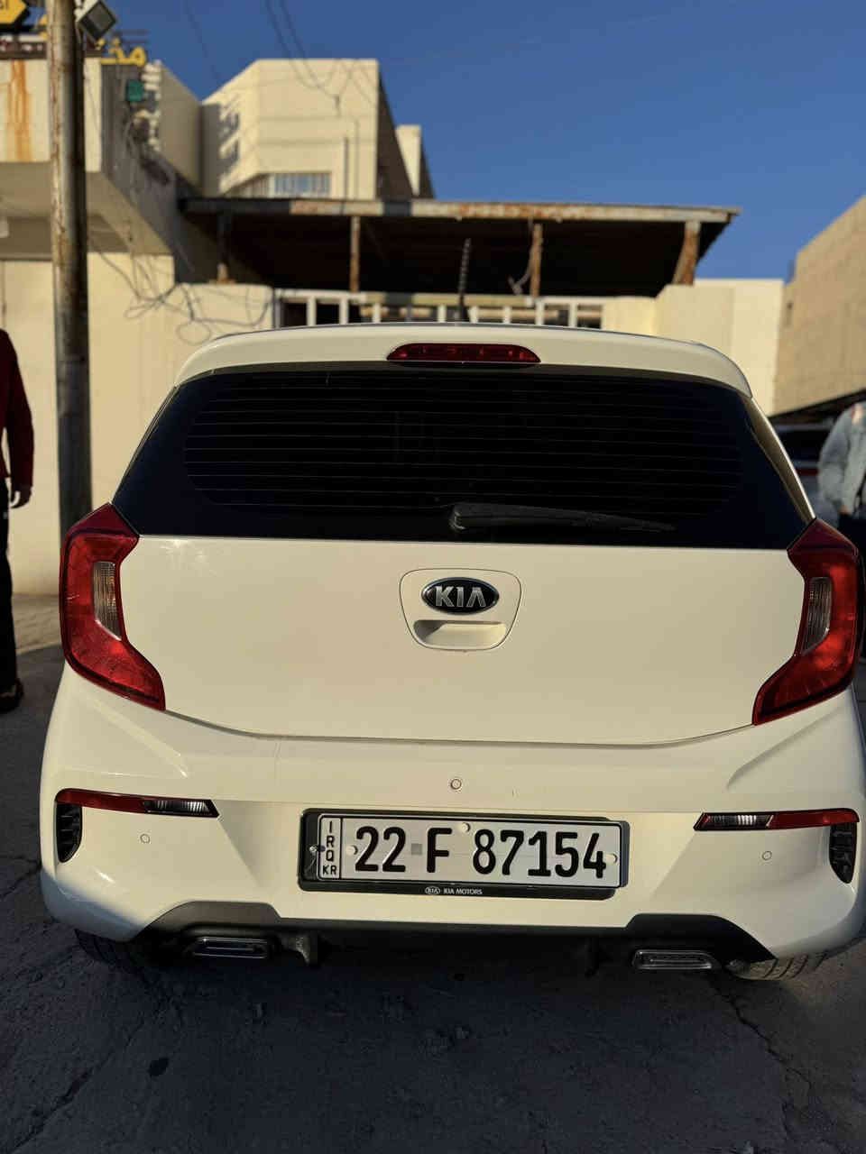 السلام عليكم لليبع كيا بيكانتو 2021 كلين بدون ضرر وصبغ رقم اربيل بدون نقص ماشية 70  تحويل مباشر 
سيارة ع وضع الشركة 
مكاني سامراء 
السعر 117 بي مجال بسيط 
***********
