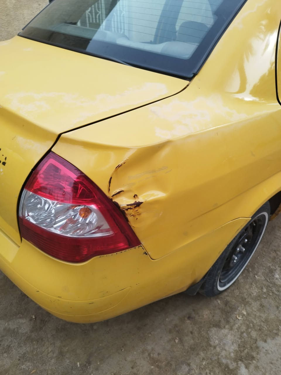 السلام عليكم طيبه موديل 15السعر 36بيها غرامات ينزل من سعرها موجوده كربلاء وراعيها كربلاء سنويه نهايه ال2026رقمي***********
***********
