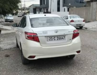 تويوتا يارس ٢٠١٥ 
محرك وكير شرط 
رقم وسنوية جديد بسمنا 
بيها بطاقة بانزين
بيها اربع قطع صبغ ومكانين بارد 
*********** كركوك, العراق
