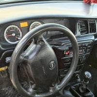 فكترا • ٢٠٠١ • داخل شوي مهمل