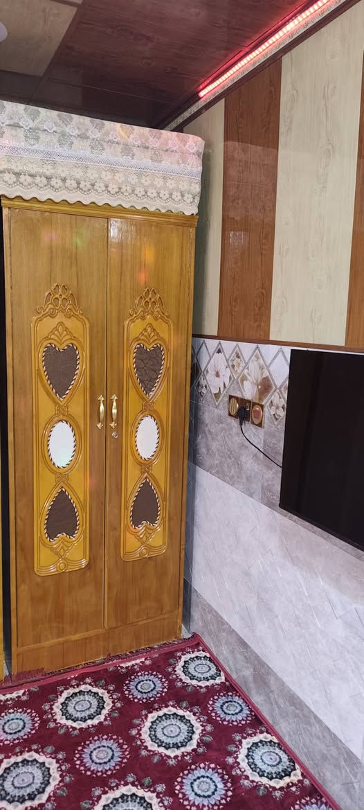 السلام عليكم غرفه للبيع ***********
