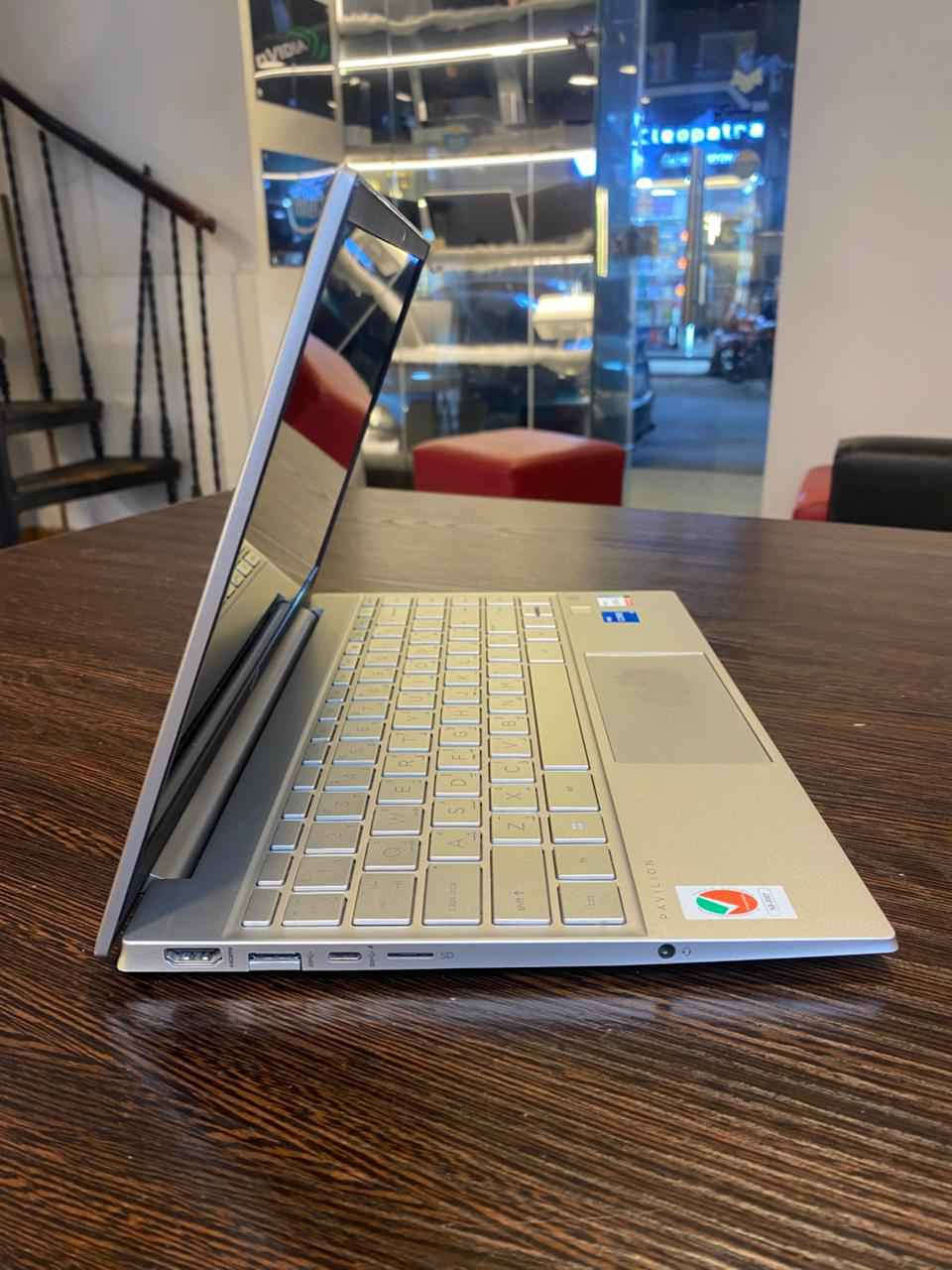 HP
Processor Core i5 1135(G7) 2.40GHz
Ram 8
Storage SSD Nvme 512 Giga 
GPU intel Iris(R) Xe Graphics 
Display 13.3 inch Singapore


**إذا كنت صاحب هذا الإعلان وتريد حذفه لأي سبب، رجاءا أرسل رسالة إلى الدعم الفني**