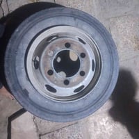 ويل وتاير مال كنتر شاصي البيع نضيف وتايره نص عمرر 07853993849