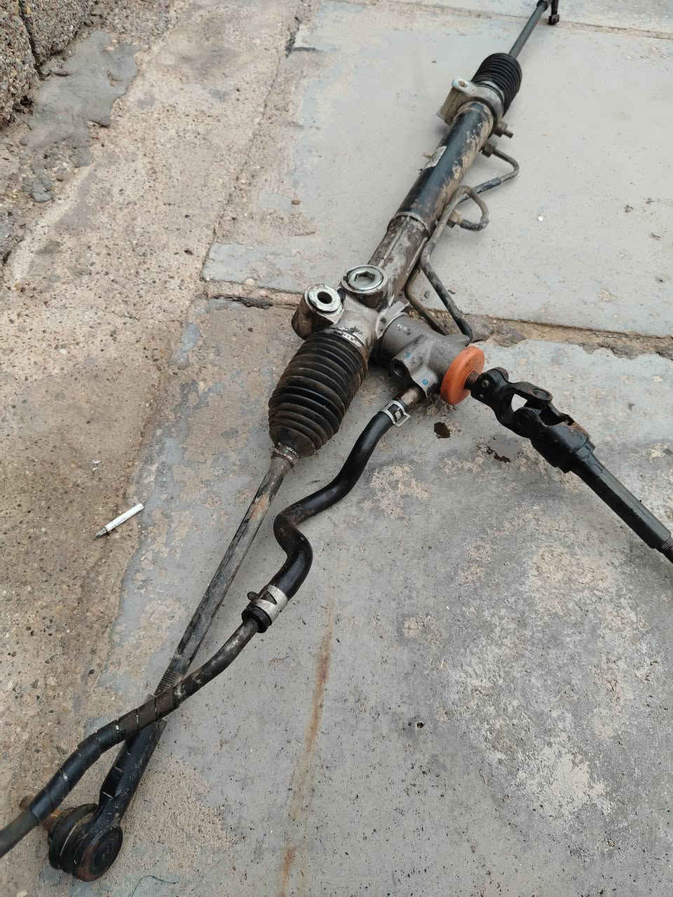 السلام عليكم البيع مشط حاويه مال كصه +  دبلات كامله امامي العنوان واسط قضاء الحي  ***********
