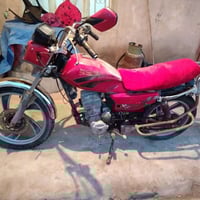 دراجه جونده للبيع اني شادله تانكي فيوم تانكيه موجود ومابي شي شغال دراج...