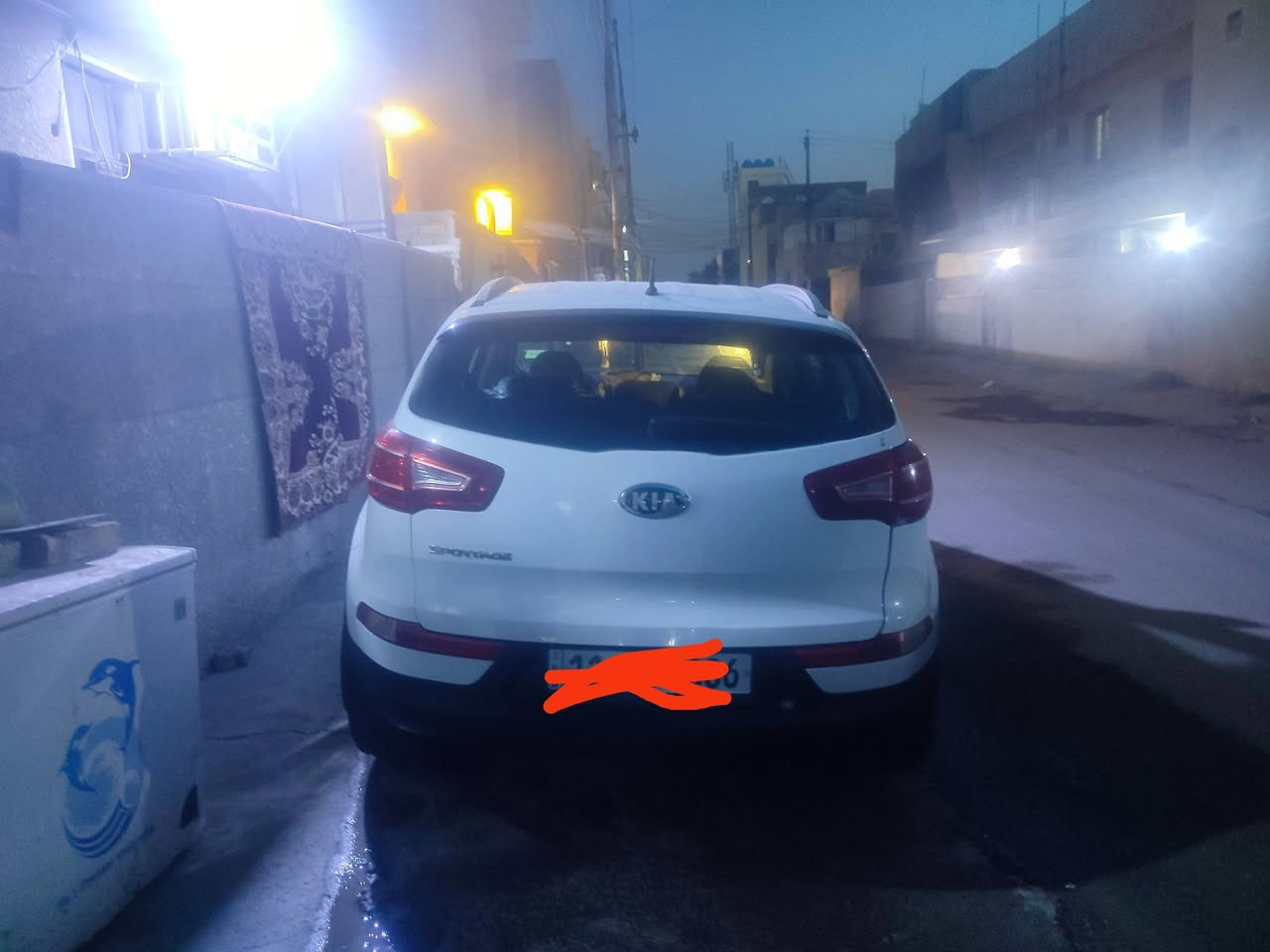 السلام عليكم سبورتج 2014خليجي   محرك 2400دوش ع   تحكمات ستيرن شاشه كامره حساسات لد نهاري سياره جاهزه مجهزه رقم بغداد بسمي ارقام دوليه السعر 130بيهه مجال مكاني بغداد الدوره للاتصال ***********
