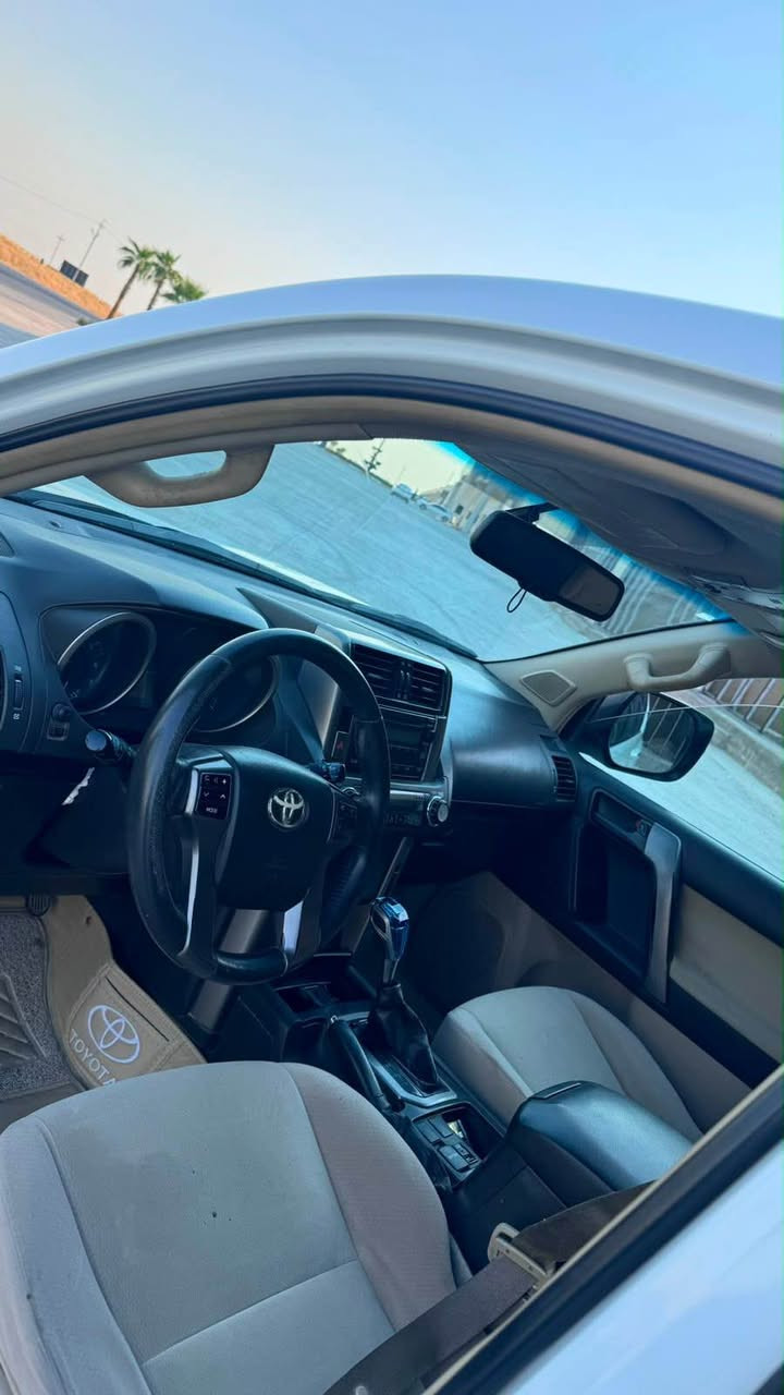 تلفون***********
تويوتاپرادو٢٠١٢
سعر ٢٠٥ ورقه بها مجال 
بدون صبخ بدون تبديل بها مكانين تعديل بارد
مواصفات فول فول ٤ سلندر بدون فتحه
گير محرك تحويل غرامات ب شرط 
دبل سپير سلاجه اكر, نينوى

