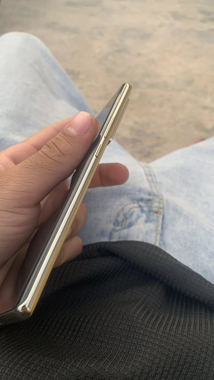 انفنكنس نوت 40 برو
ذاكرة 256 رام 12 شاشة 120 هرتز بصمة تحت الشاشة مواصفات معروفة جهاز مفول مآبي اي خلل مكفول مستعمل قليل شخط  مابي طك كارتون ملحقاته ما مستعملة هيدفون وشاحن 70 واط سعره 225 مكاني بعقوبة


**إذا كنت صاحب هذا الإعلان وتريد حذفه لأي سبب، رجاءا أرسل رسالة إلى الدعم الفني**