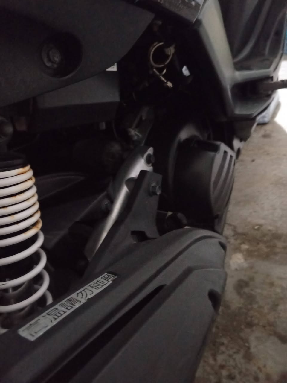 سلام عليكم دراجة جبتي ار حديث مكفولة كفالة عامة 35ختمم دراجة ما طالعة ولا متعوبة دهن ليكي مولي بانزين محسن اروراق معرض موجودات جيب فيتر وتعال لون اسود  سعر مليون 150الف مكان بغداد الشعلة شراي تصل ***********
