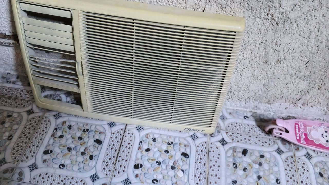 سلام عليكم مكيف كرافت و قفاص مكيف عدد 2 للبيع متواجد خاص المكان الزعفرانيه ***********
