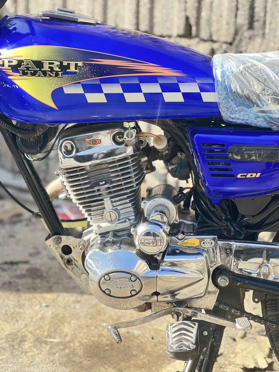 مطور بارت 2022 كهربائي كلو شغال 
محرك كبس معو منفيس 
سعرو 460 الف 
للتواصل معي على واتساب ***********
