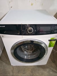 للبيع غسالة ملابس تماتيك  شرط الشغل والنظافة  160الف بيها مجال للشراية...