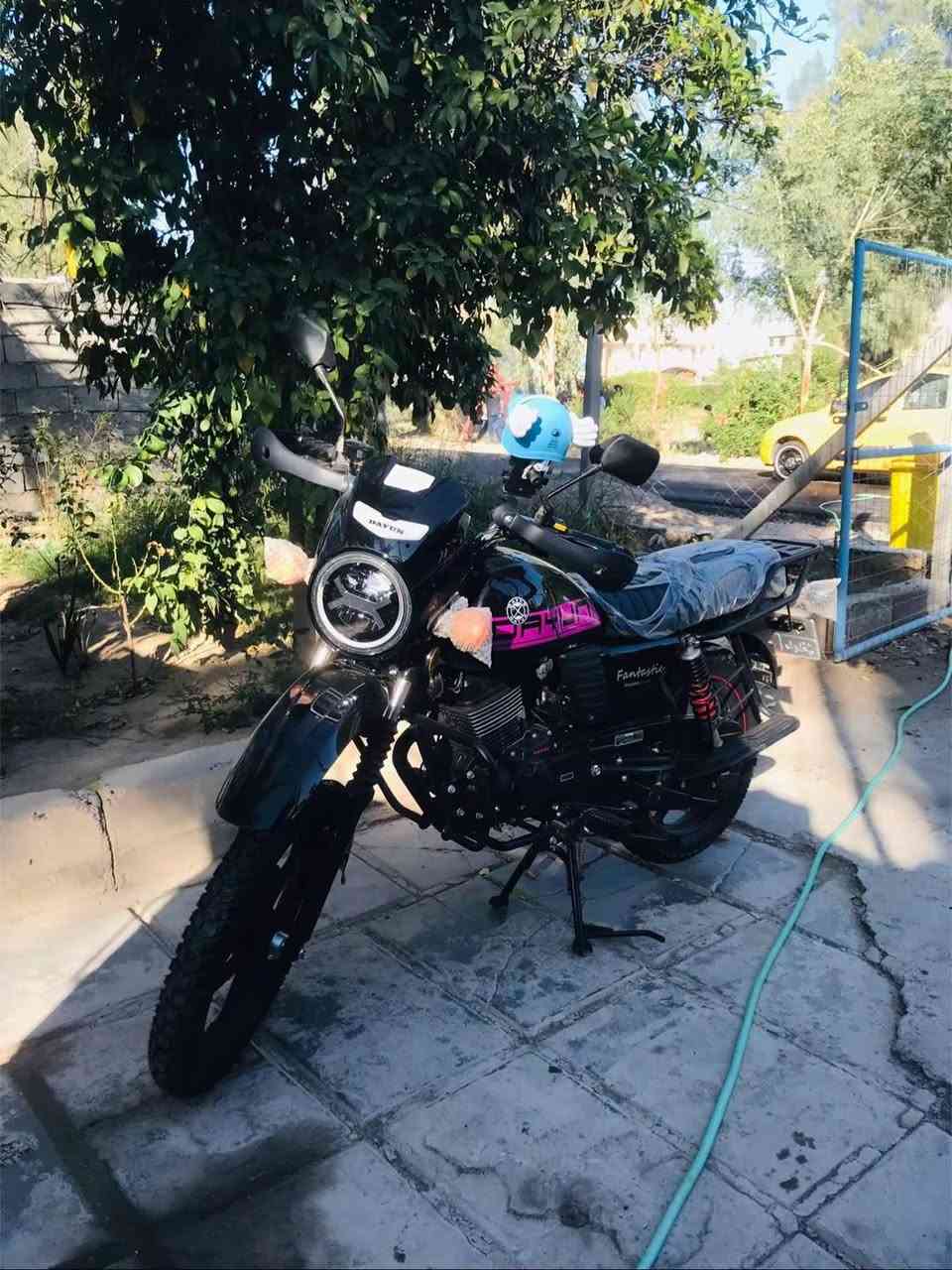 سلام عليكم دايوان موديل ٢٥ بعدهة زيرو رقم وسنوية بسمي السعر مليونين و٥٠٠
مكاني بغداد المدائن ***********
