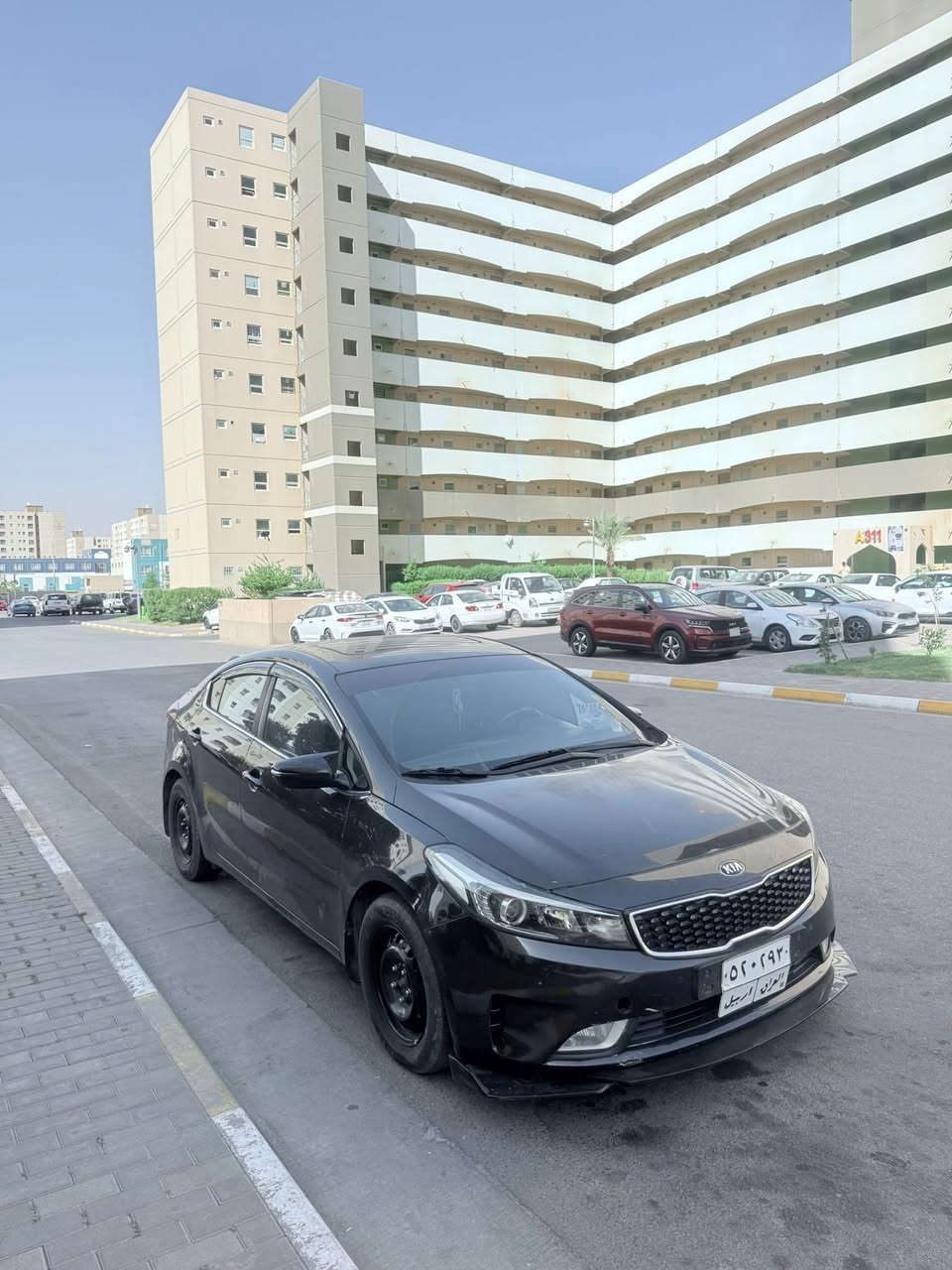 كيا سيراتو ايراني فو  ل مواصفات رقم اربيل سنويه صاقطه  السياره ب اسم شركه  ماشيه 180 لون قهوائي بيها شبر بل هلال صبغ  ولباب الي ورا السايق بارد شبر بل جاملغ الامامي الي بصف السايق  وملاحضات دعاميات صبغ جماليه  ابيع صافي التحويل ولشركه عل مشتري ولغرامات عليه السياره كير ومكينه كفاله منضومه تبريد وصدر جديد السياره مهمًوله يرادلها شويه شغل داخل  السعر خاص او واتساب *********** فقط

