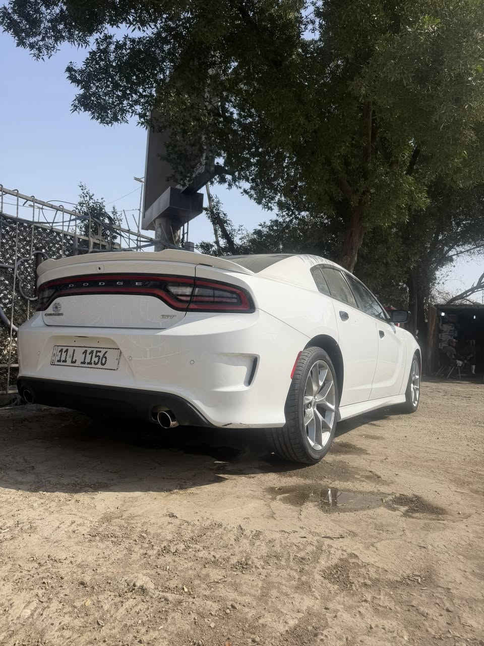 سلام عليكم
جارجر

جارجرGT جيتي  

ماشيه65

الموديل 2023(امريكيه)  

لون ابيض 

 عليه رقم مميز 

المحرك : 6 سلندر تو ويل

سياره جديده بمعنى الكلمه  مكفوله من كلشي. كلين 

 السعر 300$                                               

***********
