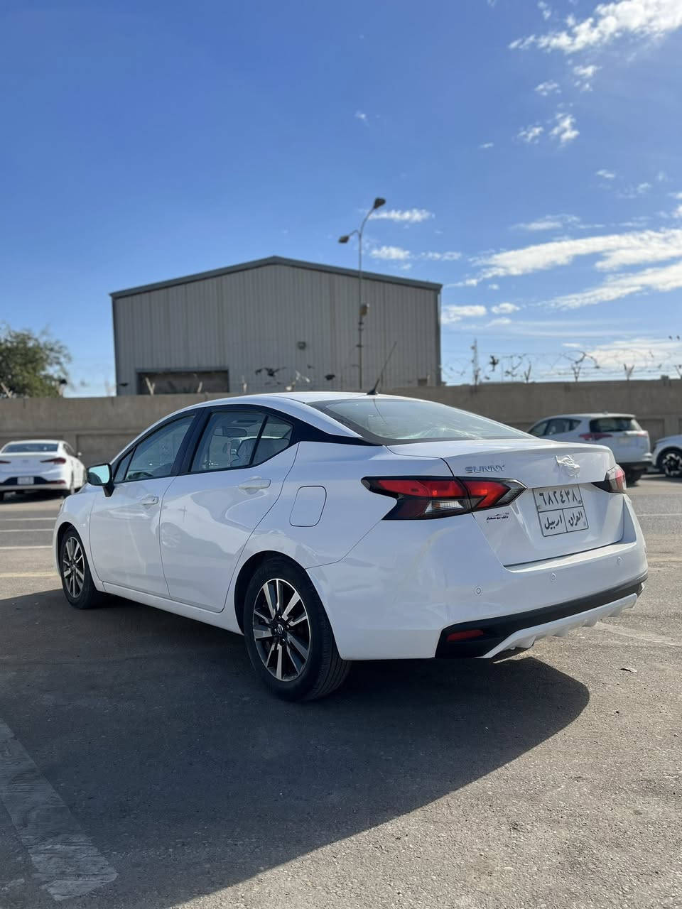 سني مكسيكي
موديل2021 وارد خليجي 

السيارة كفاله عامه حداديه جديدة تخم اطارات جديد 
السيارة رقم اربيل اسم شركه تريد وكاله او تحويل

ألسيارة ماناقصها أي شي تجي وتشوف بعينك 

ويل كب عدد5 حتى السبير 

لايت زينـون بلادي عدسات 

حساسات گامرة خلفيه بلادي 

ألسعر المطلوب (127 وبيه مجال انتصل وتساب ولاه ترسل
رقم ***********. مكان سياره البصره المعقل
