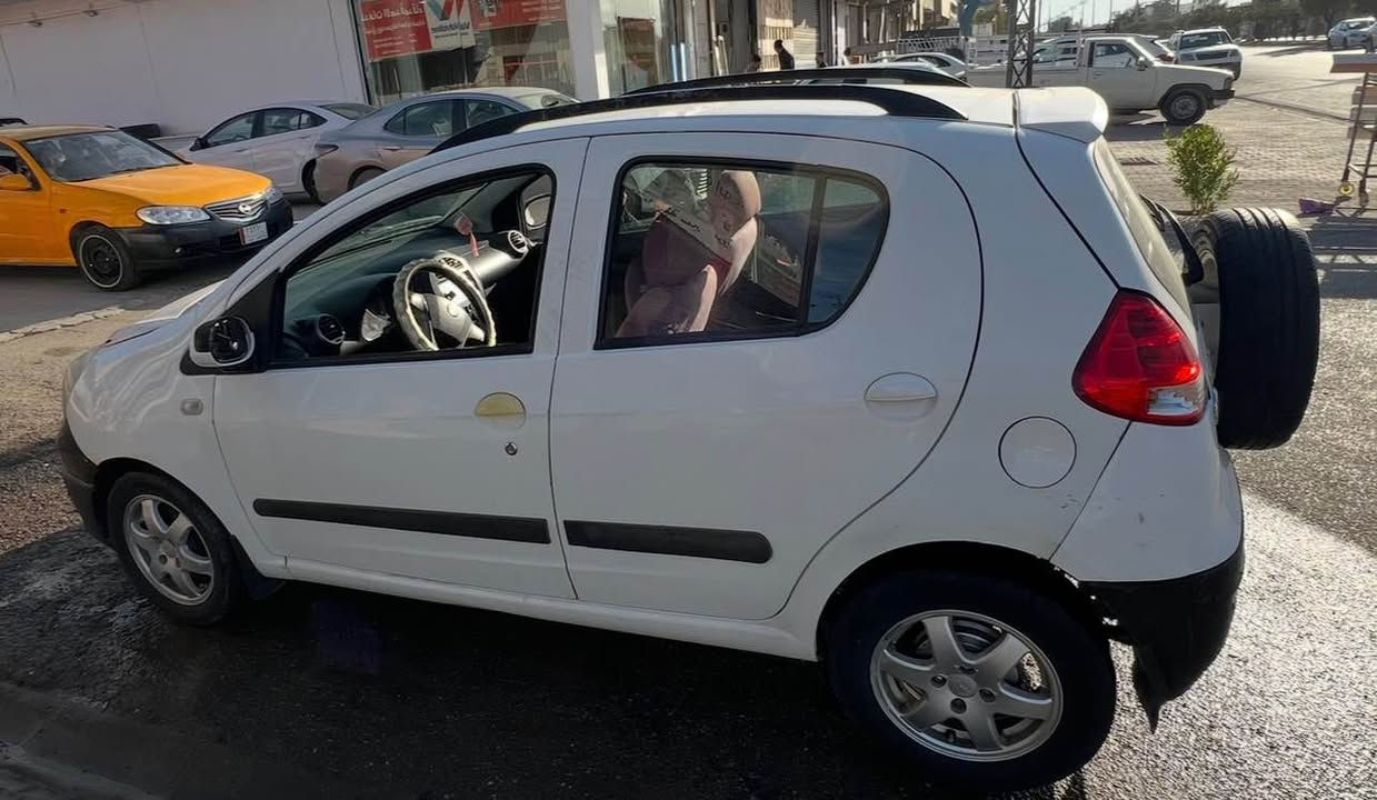 جيلي باندا GX2 كروز اسبير خلفي LC
موديل 2014
كير اوتو 
تبريد و تدفئة شغال 
شاشه و كاميرا خلفي
ارضيه مغلفه
الكير والمحرك مال ( تويوتا كورولا ياباني )بالشرط
رقم سليمانية
شرط التحويل والغرامات 
بطاقة بانزين موجود
سياره بيها 3 قطع صبغ . 
(والسعر 57 ) و بي مجال مكاني كركوك *********** كركوك, العراق
