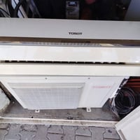 للبيع سبلت 2طن توسوت شغال  بسعر مناسب 07708503180