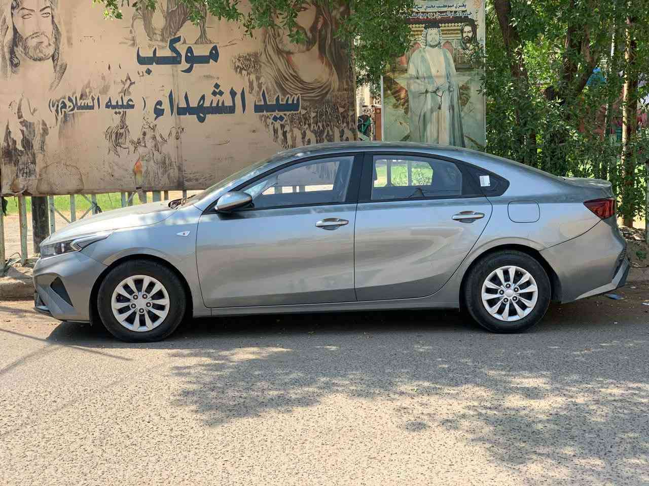 السلام عليكم رمضان كريم على الجميع
للبيع Kia k3 وارد كوري اصلي (ليس صيني)موديل 2022 رقم بغداد   السيارة برغي مامفتوح بيها كير مكينة تبريد خير من الله  كلة جديد صدر تبريد تايرات جدد بيها فقط بارد + بارد بسيط السيارة مكفولة من الصبغ والتبديل بيها اثر حالوب 
المواصفات
تحكم ستيرن
درايف مود
حساس خلفي
مقاعد جلد
مكينة 1500 دوش 
تحديد مسار
مري شفط
تدفئة بالكشنات 
قيادة ذاتية
مبدل زيت محرك قبل يومين
السيارة ربع ماتصرف عليها وبالعافية على الي ياخذها

السيارة رقم بغداد بأسمي السعر ١٣٢ وبيها مجال بسيط

العنوان:-بغداد نواب الضباط مقابيل شقق الحبيبية 

للاستفسار الاتصال على الرقم *********** او مراسلة الصفحة الشخصية
